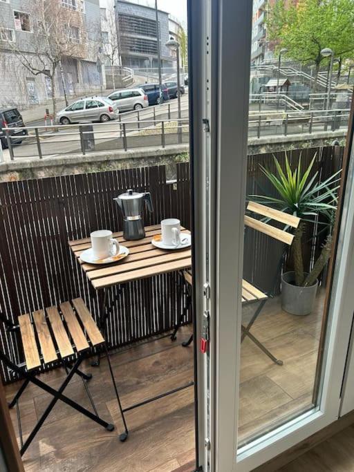 Piso Deluxe Con Balcon Cerca Del Casco Viejo Apartment Bilbao Ngoại thất bức ảnh