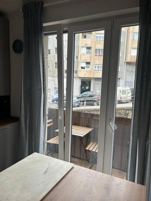 Piso Deluxe Con Balcon Cerca Del Casco Viejo Apartment Bilbao Ngoại thất bức ảnh